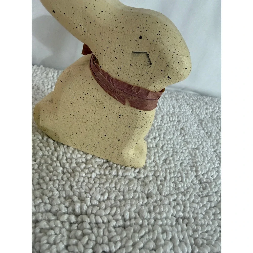 VTG Speckled Cream Bunny Figurine Set Easter‎ Spring Decor Raffia Bows 2pc